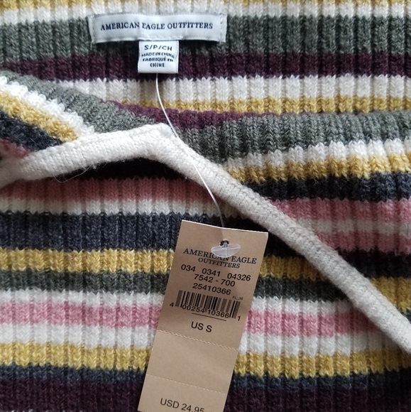 American Eagle crop top - Picture 2 of 2